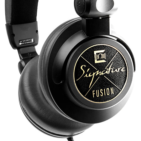 Signature FUSION Close Back Ultrasone