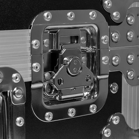 Flight case FLX4 Plugger Case