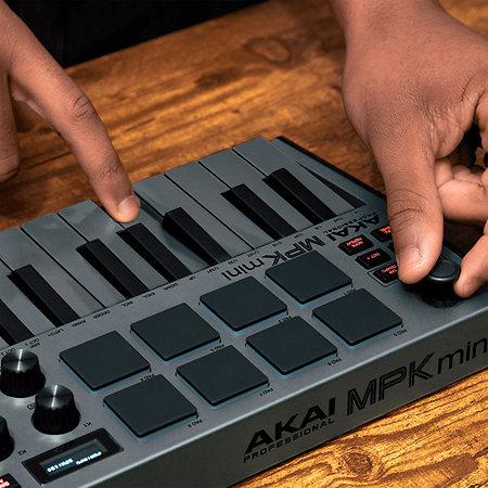 MPK Mini Mk3 Grey + Komplete 15 Ultimate upgrade Akai