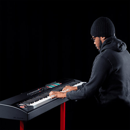 Hammer 88 Pro + Komplete 15 Ultimate upgrade M AUDIO