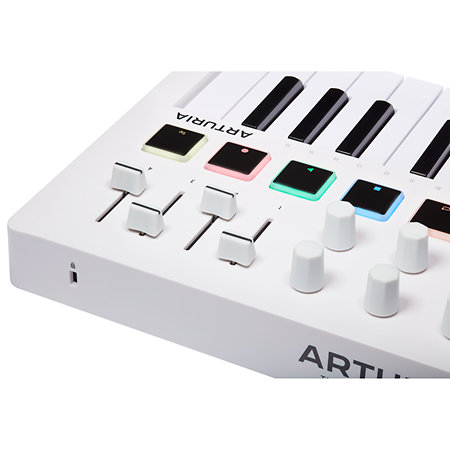 MiniLab 3 White + Komplete 15 Ultimate upgrade Arturia