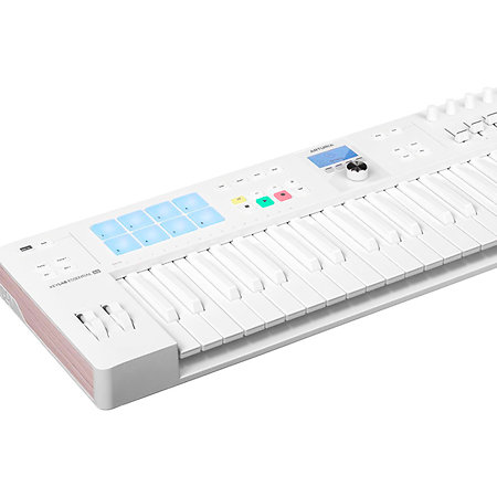 KeyLab Essential MK3 49 Alpine White + Komplete 15 Ultimate upgrade Arturia