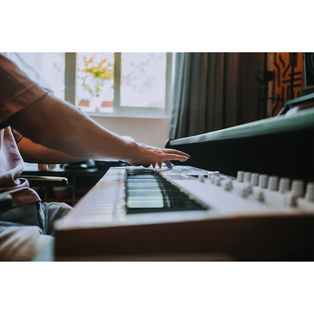 Keylab MK3 61 White + Komplete 15 Standard Upgrade Arturia