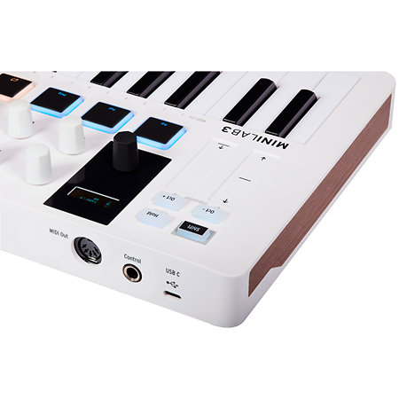 MiniLab 3 White + Komplete 15 Standard Upgrade Arturia