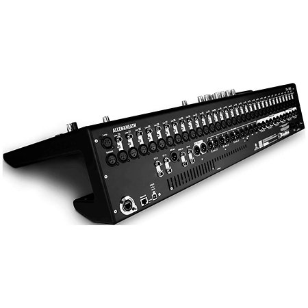 Qu-32 Chrome Edition + Dust Cover Allen & Heath
