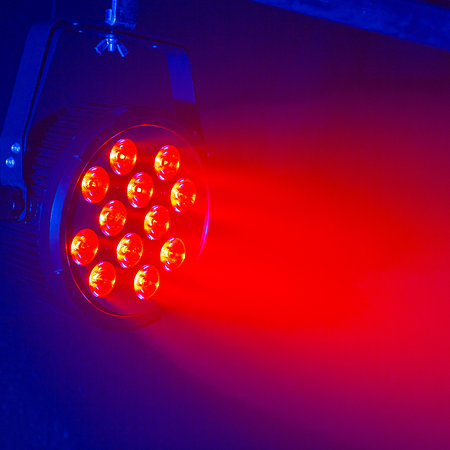 Pack FlatPAR 12x12W 6IN1 (lot de 6) + Flightcase Mac Mah