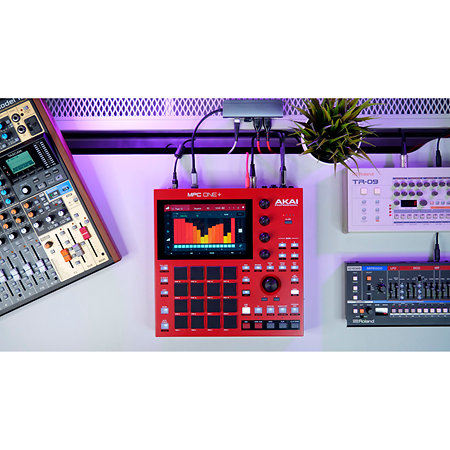 Pack MPC One+ + Rokit RP7 G5 (la paire) Akai