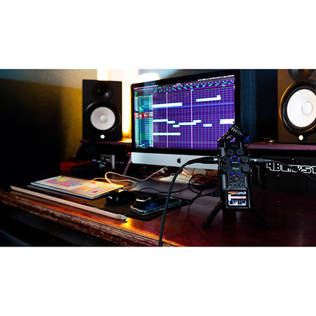 H6 Studio Zoom