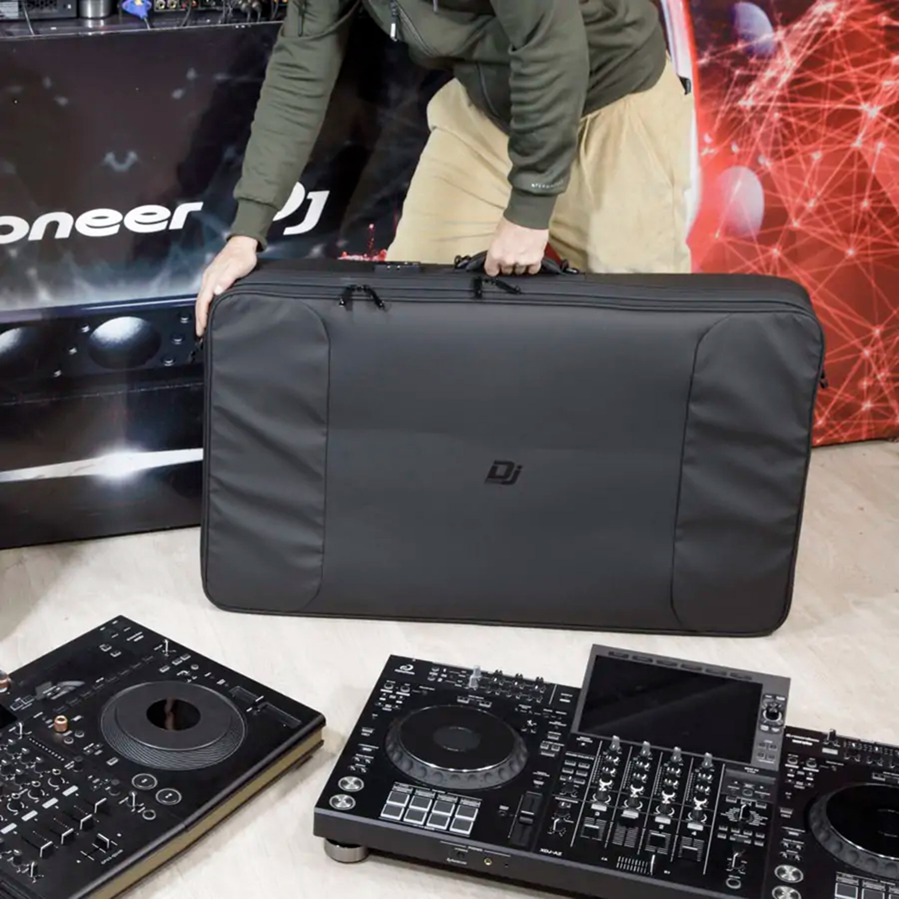 Denon DJ Pack SC Live 4 + Étui Comfort XL MK2