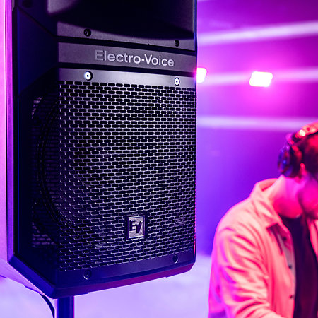 EVIVA 12P Electro-Voice
