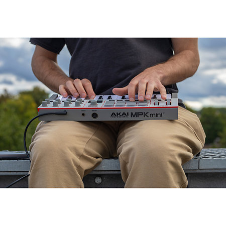 MPK Mini IV Grey Akai