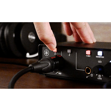 UR12 MK3 Black Yamaha