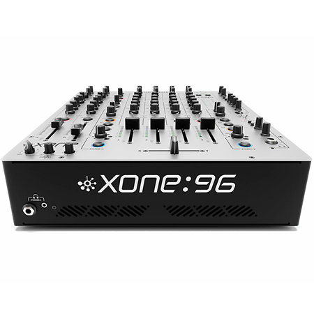 Pack Xone:96 + 12" Case Allen & Heath