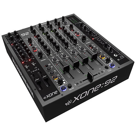 Pack Xone:92 mk2 + 12" Flight Case Silver Allen & Heath