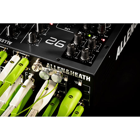 Pack Xone:92 mk2 + EVA Case Allen & Heath