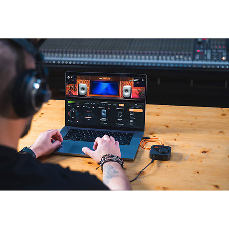 Arc On Ear IK Multimédia