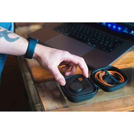 Arc On Ear IK Multimédia