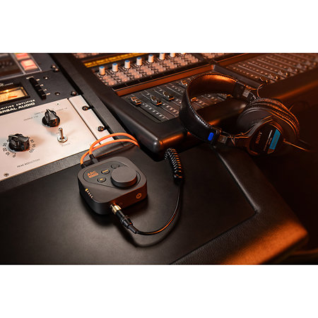 Arc On Ear IK Multimédia