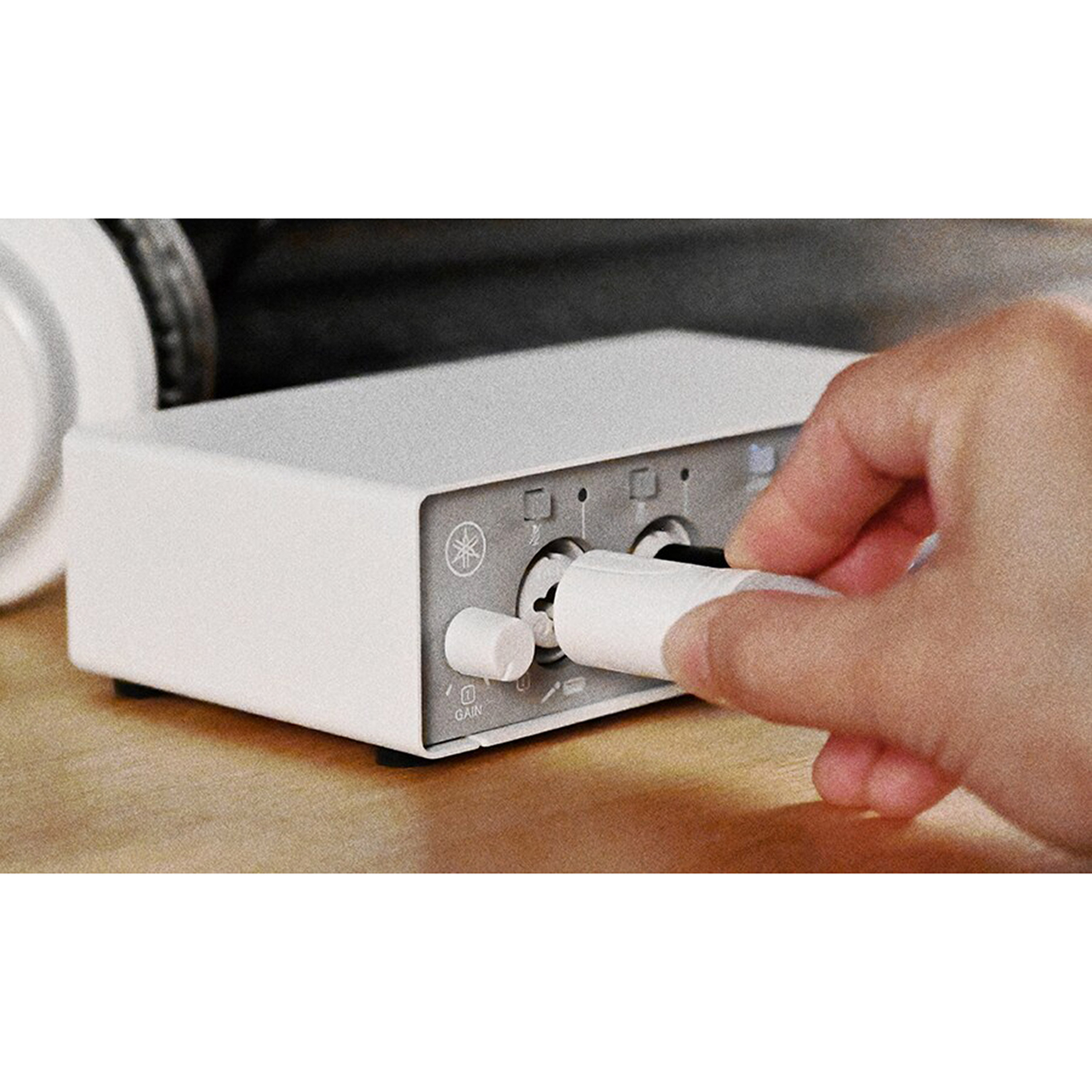 Yamaha UR22 MK3 White