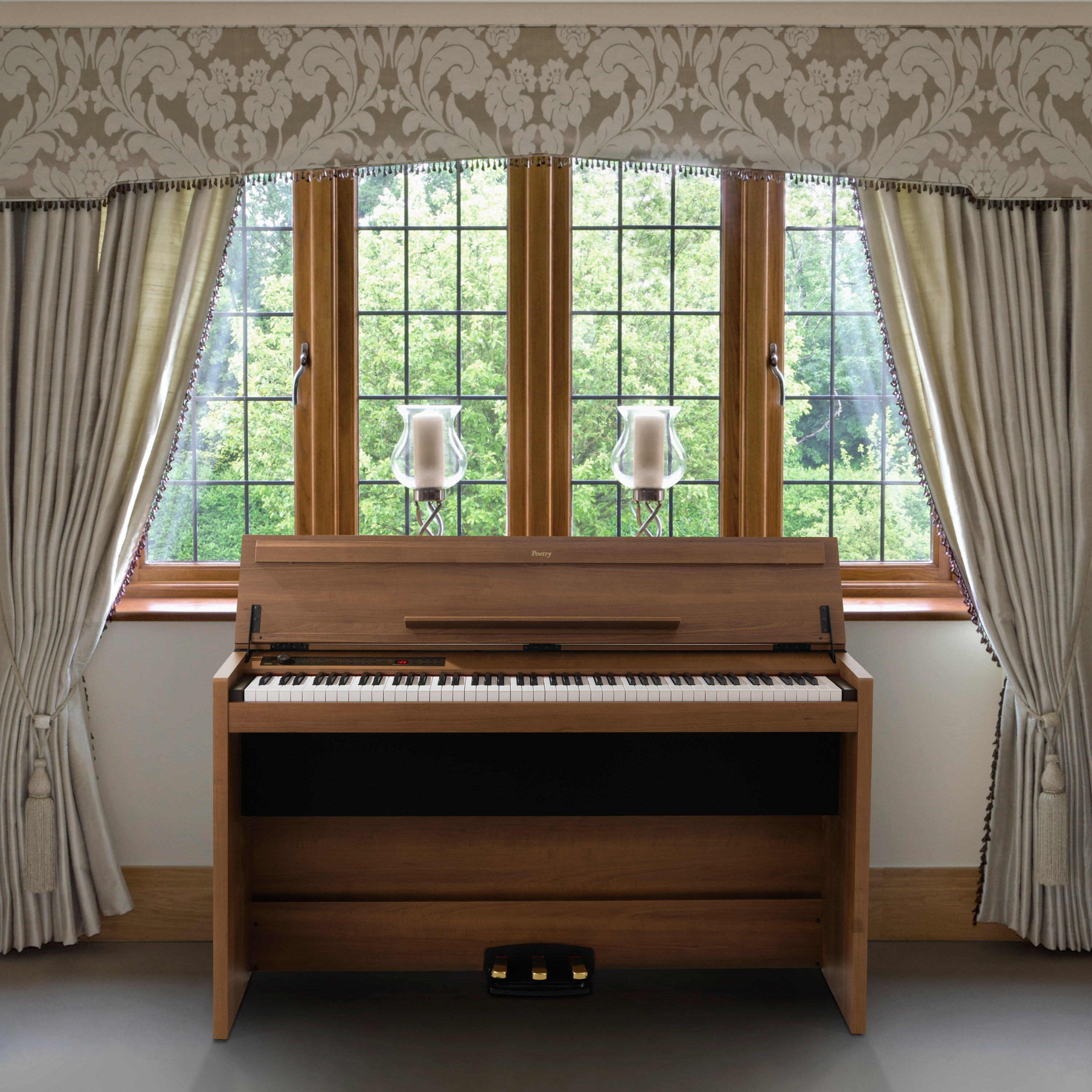 Korg Poetry Magnifique