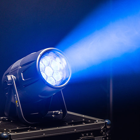 Pack IPAR740RGBW-Z x 6 +  Flight case Evolite