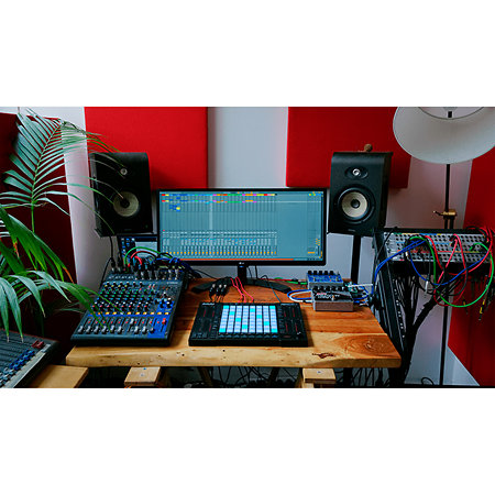 Pack APC64 + Etui EVA Akai