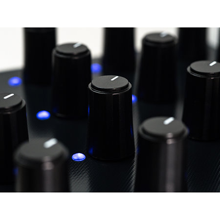 Grid Series 3 PO16 Linear Intech Studio