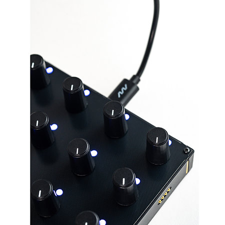 Grid Series 3 PO16 Linear Intech Studio