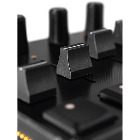 Grid Series 3 PBF4 Linear Mechanical Intech Studio