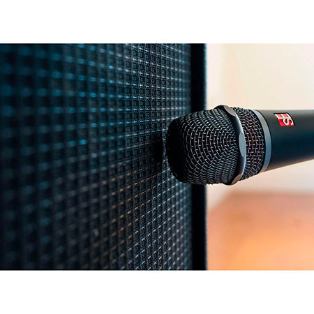 V7 X SE Electronics