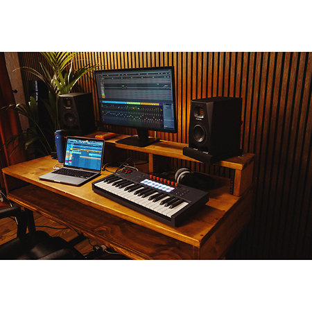 FLKey 2 37 Novation