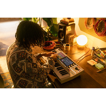 MPC Key 37 G2 Akai