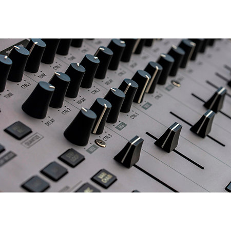 Pack TR-1000 Rhythm Creator + Cover Roland