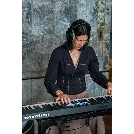 Launchkey 88 MK4 Novation