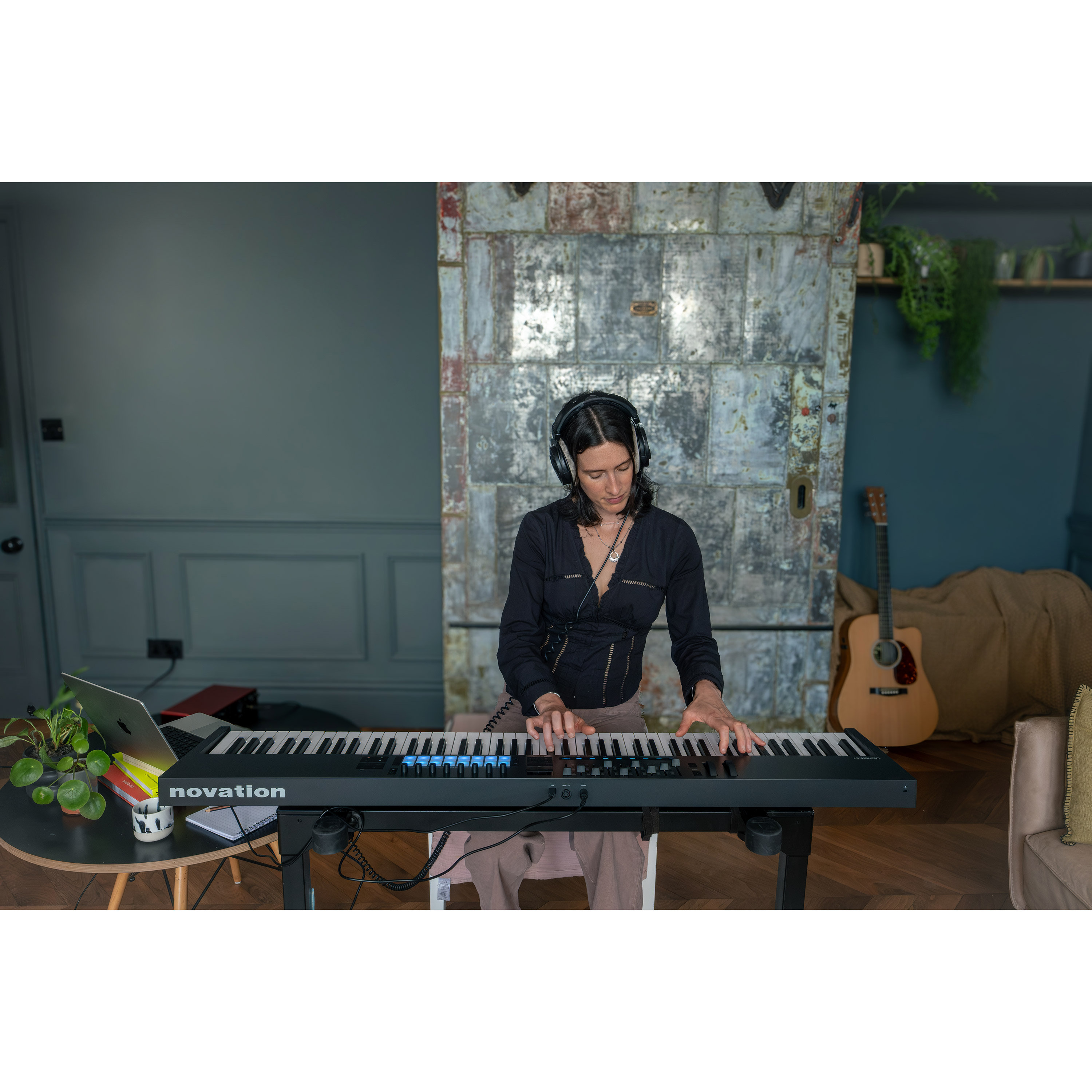 Novation Launchkey 88 MK4