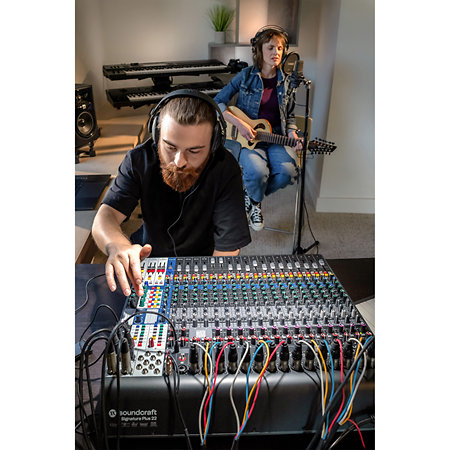 Signature Plus 22 SoundCraft