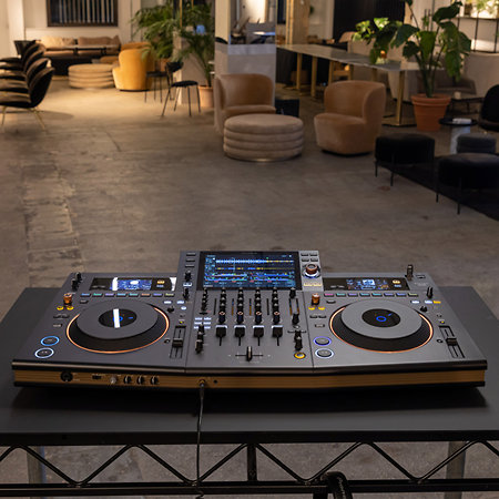 Opus Quad Stock B Pioneer DJ