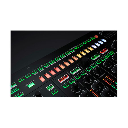 DJ-808 + Decksaver DS DJ 808 Roland