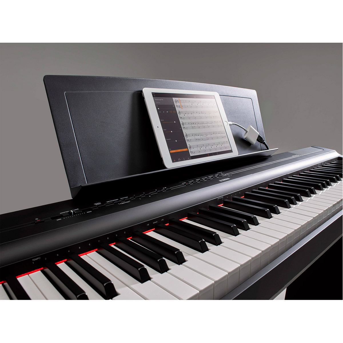 P121 Black : Piano Portable Yamaha - Univers Sons