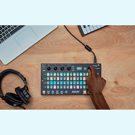Fire + Decksaver DS Fire Akai