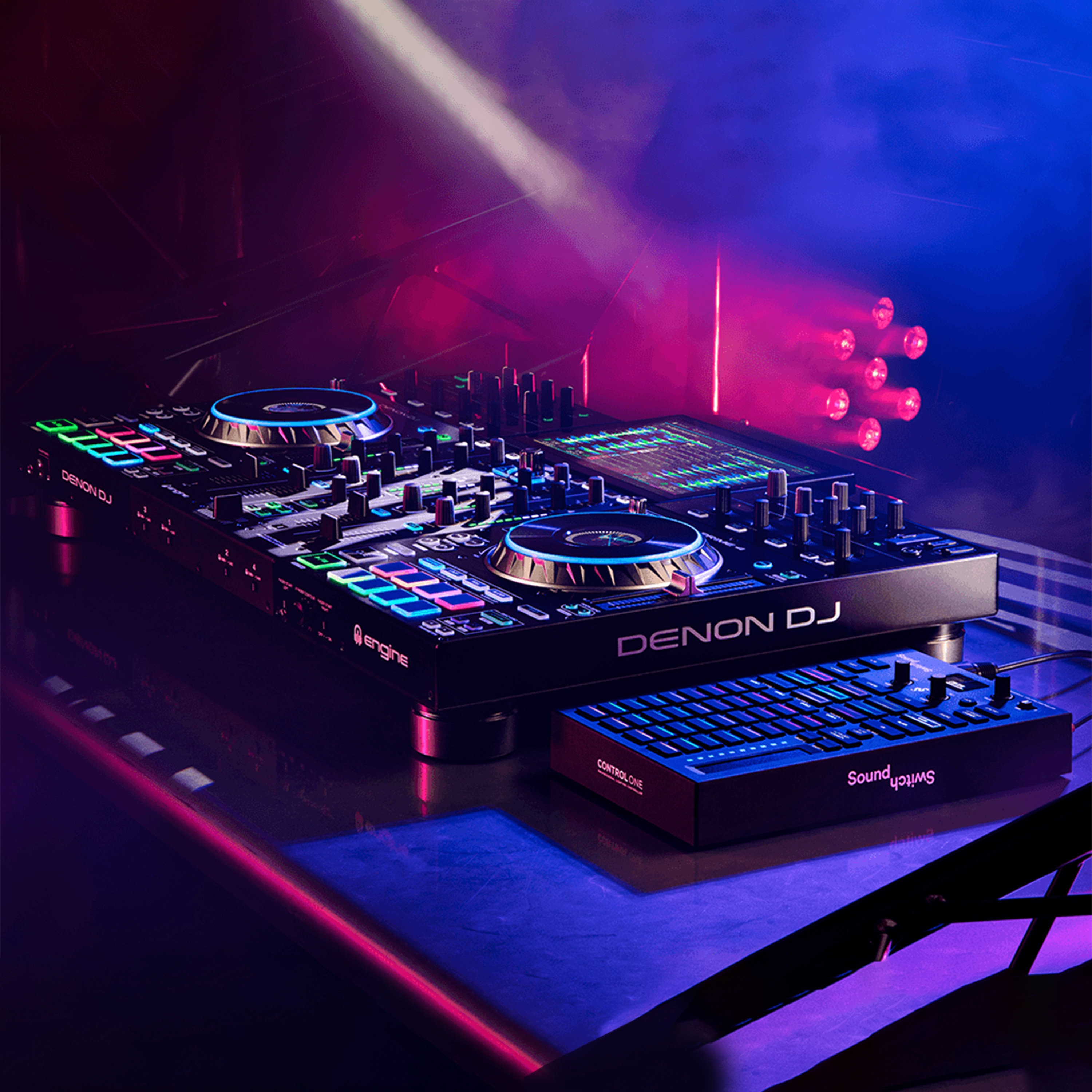 Contrôleur DMX SoundSwitch Control One - Pour DJ Avec 3 Mois D'accès Logiciel, Compatible Philips Hue