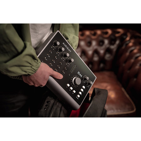iD44 MKII Audient iD44 MKII Audient