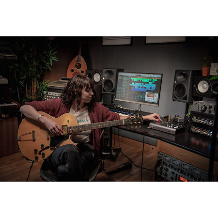 iD44 MKII Audient iD44 MKII Audient