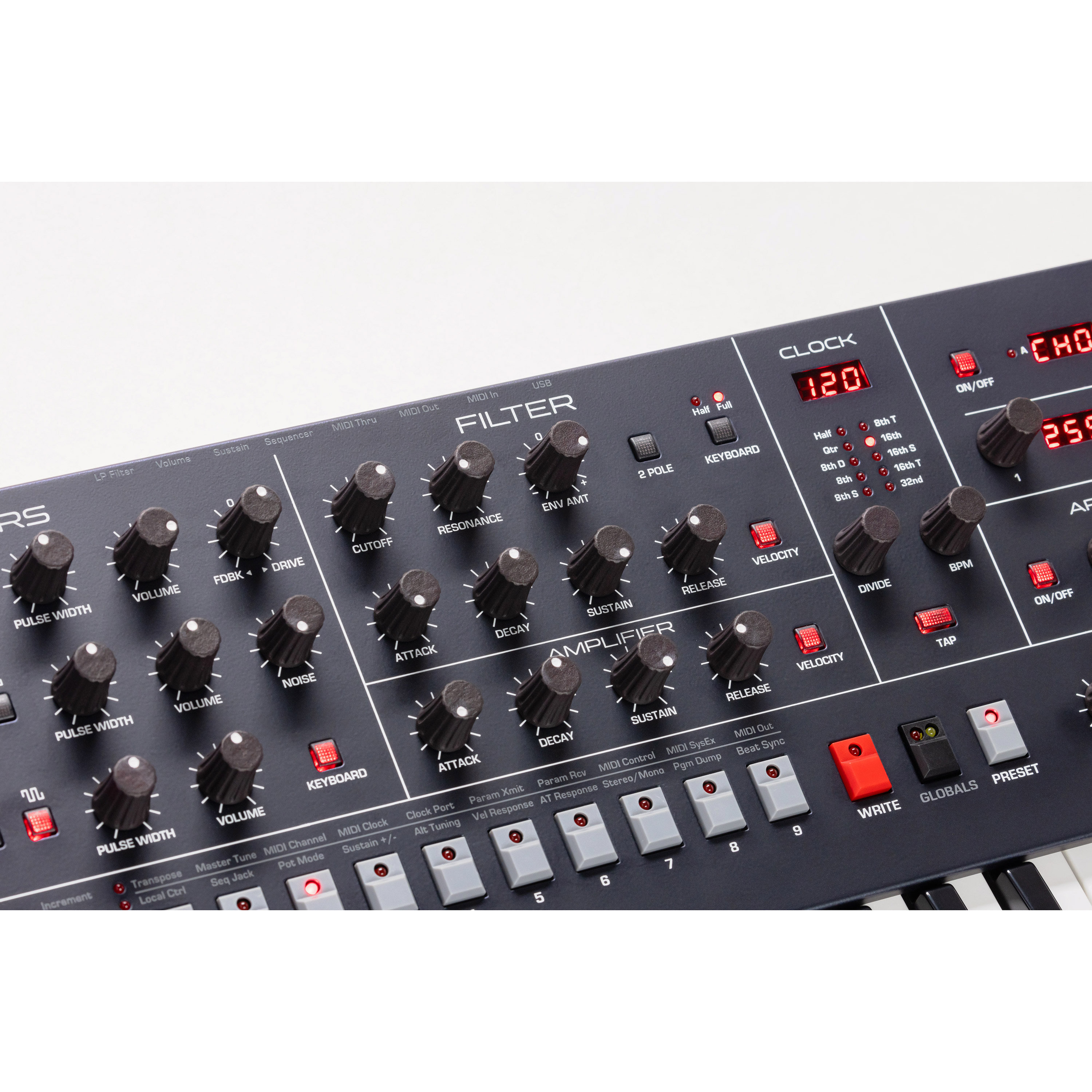 Sequential Trigon6 Synthétiseur Univers Sons