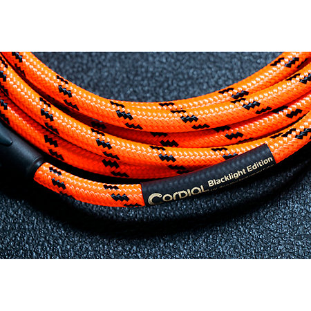 Blacklight Edition 6 PR-O-SIL Cordial