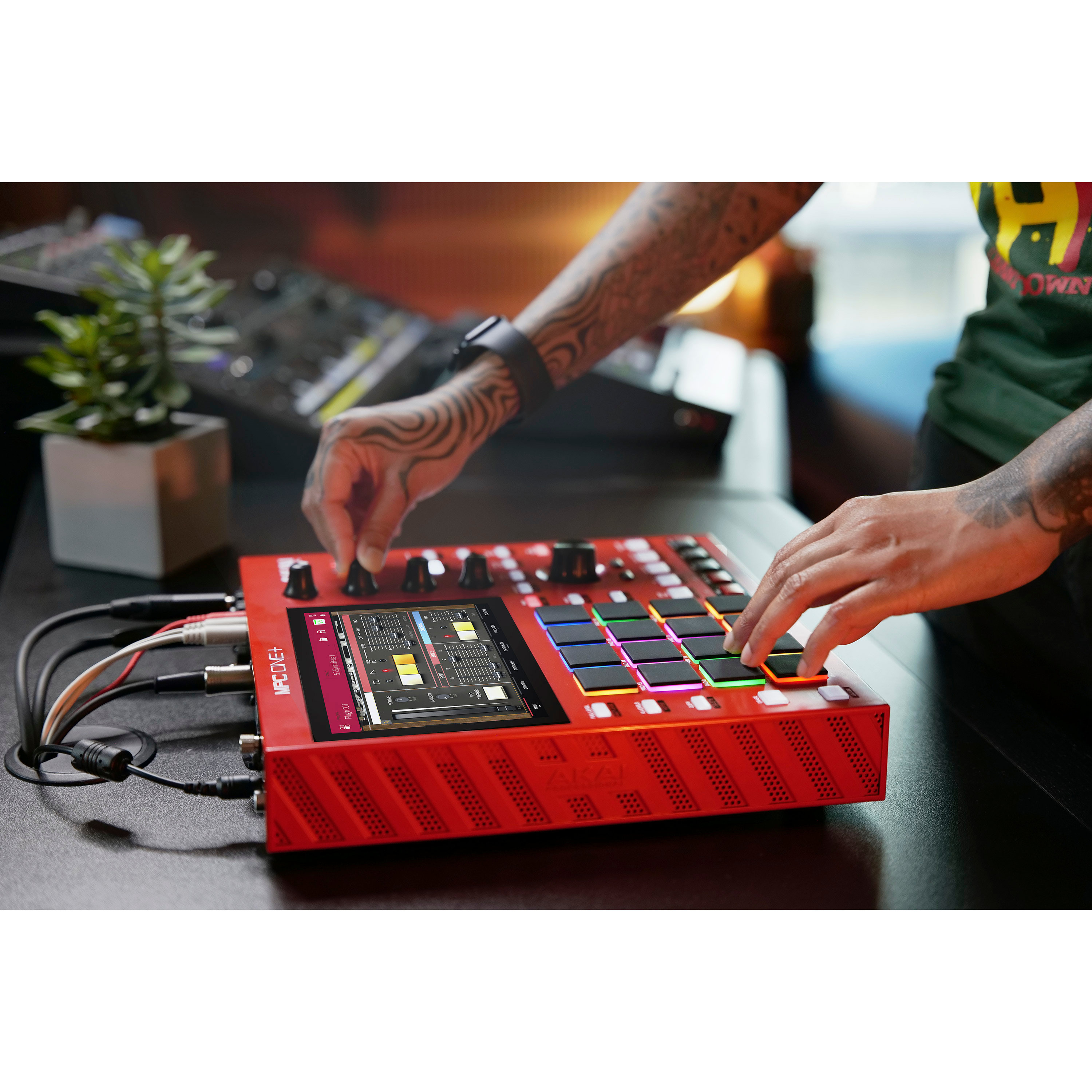 Akai MPC One+ - Sampler / grooveBox Univers Sons