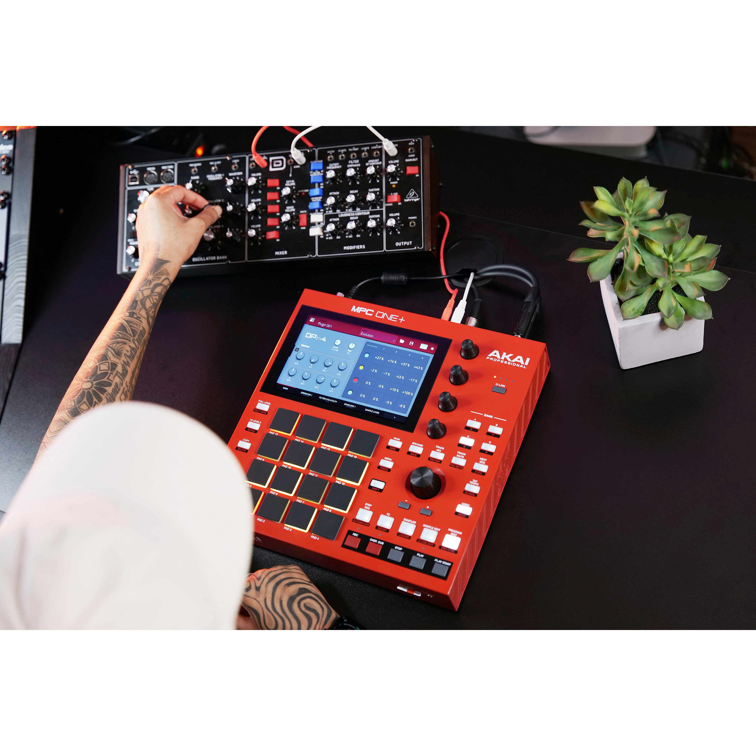 Akai MPC One+ - Sampler / grooveBox Univers Sons