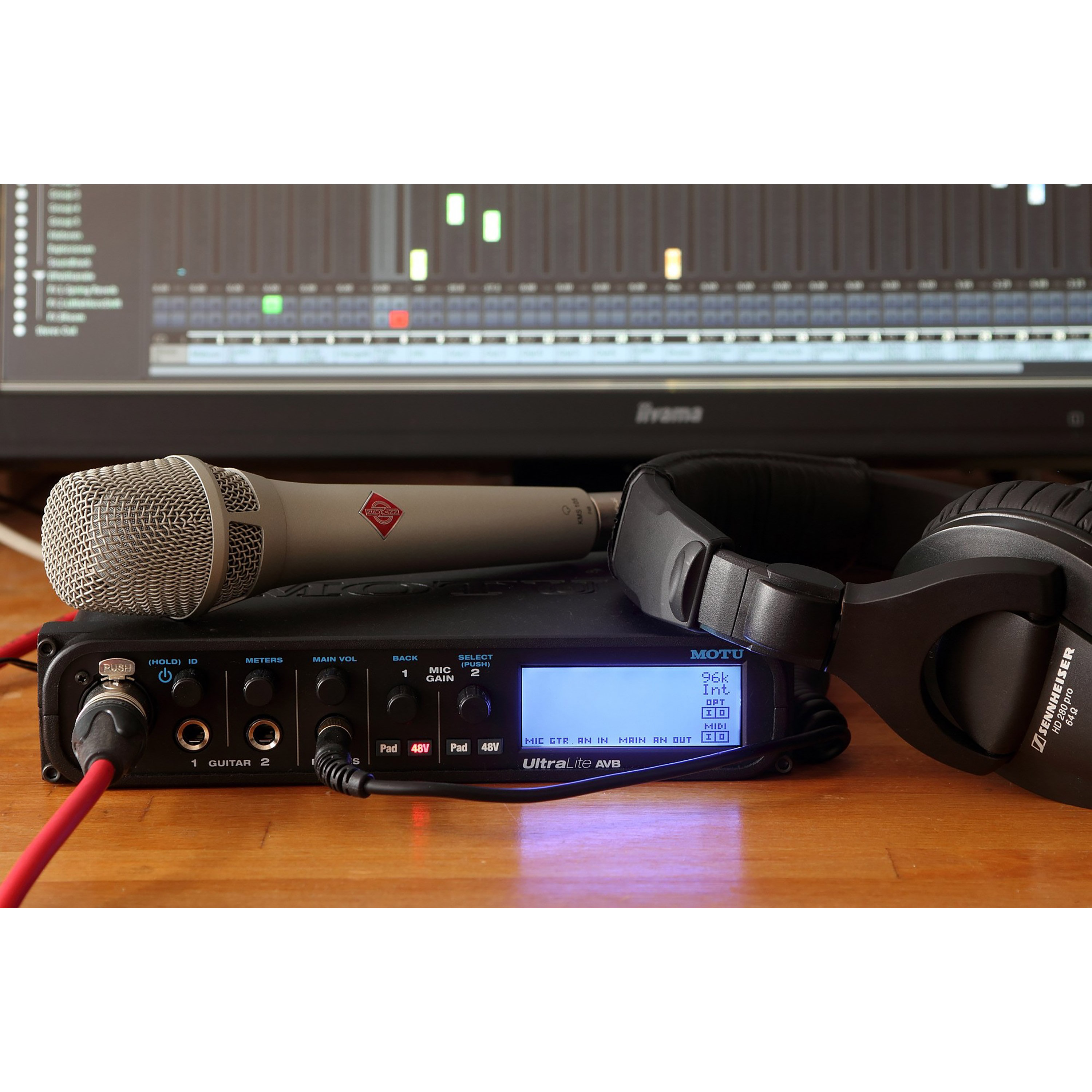 Neumann KMS 105