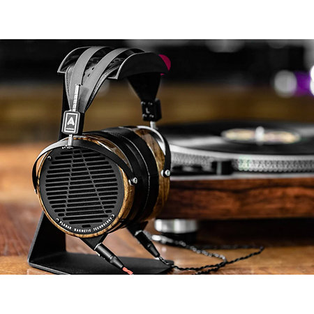 LCD-3 Leather Zebrano Wood Audeze