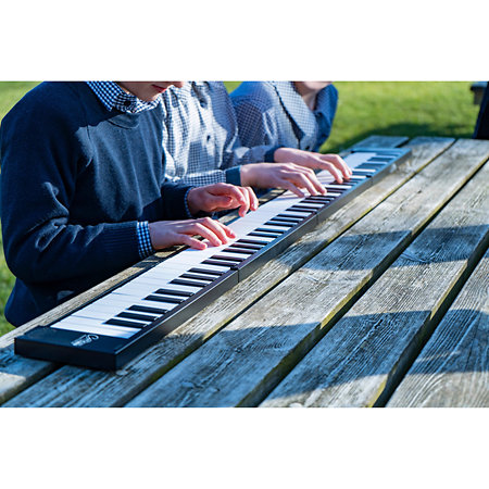 Carry On 88 Black Blackstar